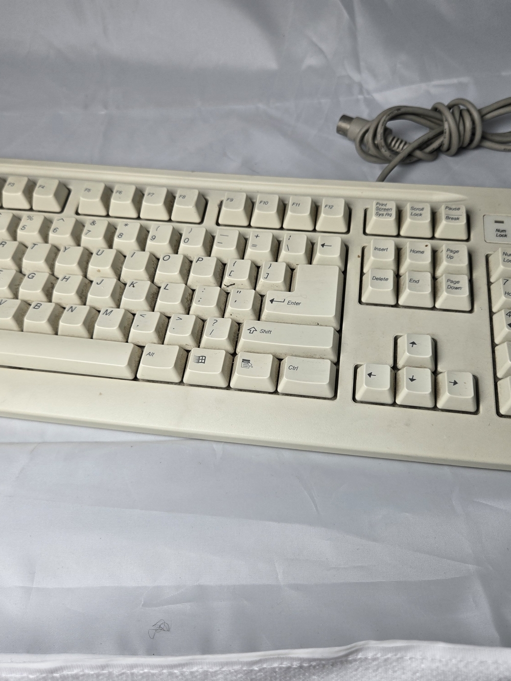 Wired Beige USB/PS2 Computer Keyboard - Full-Size, 104-Key